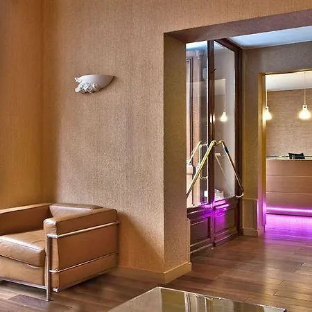 International Hotel