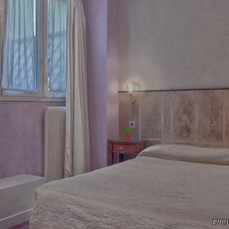 International Hotel Parigi