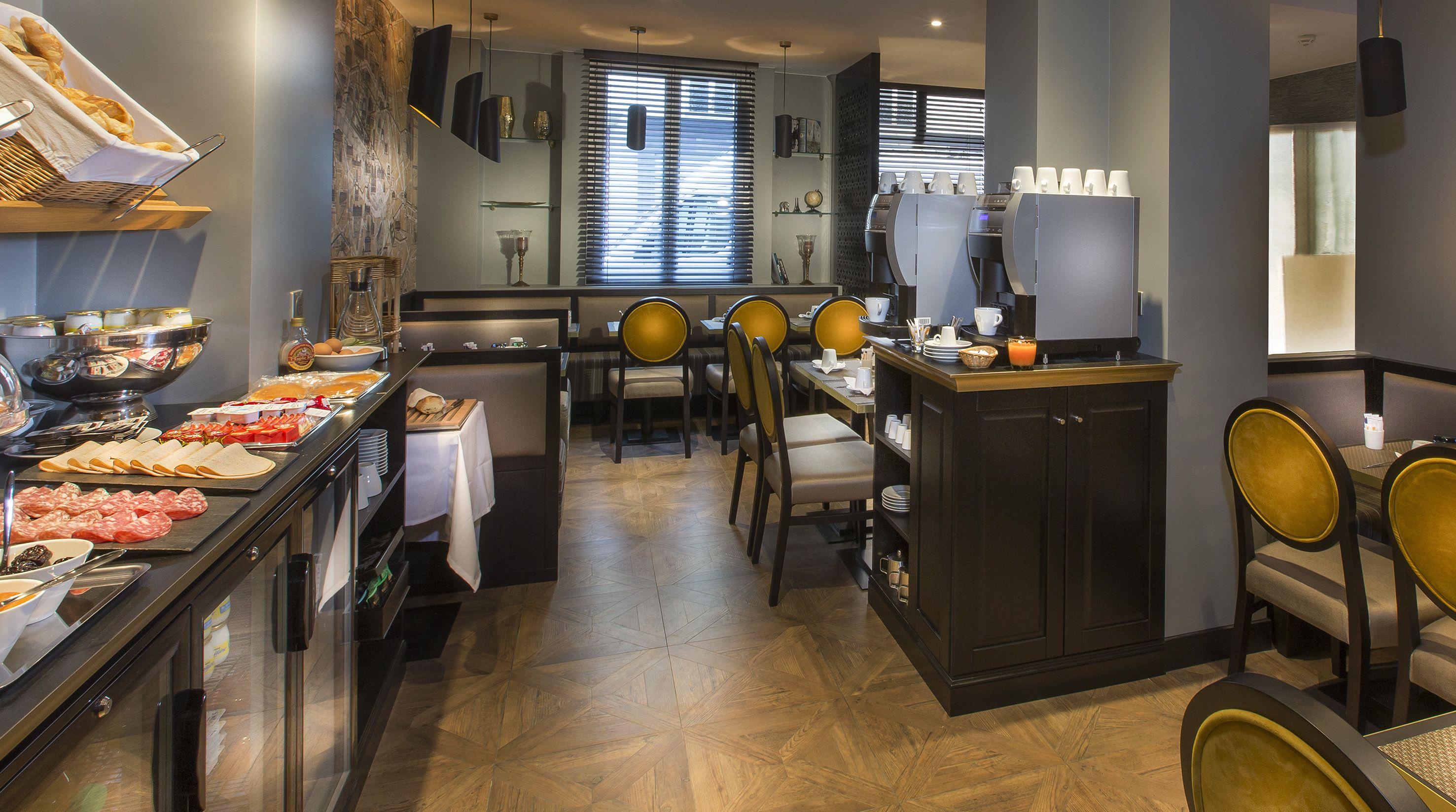 Hotel International 3*