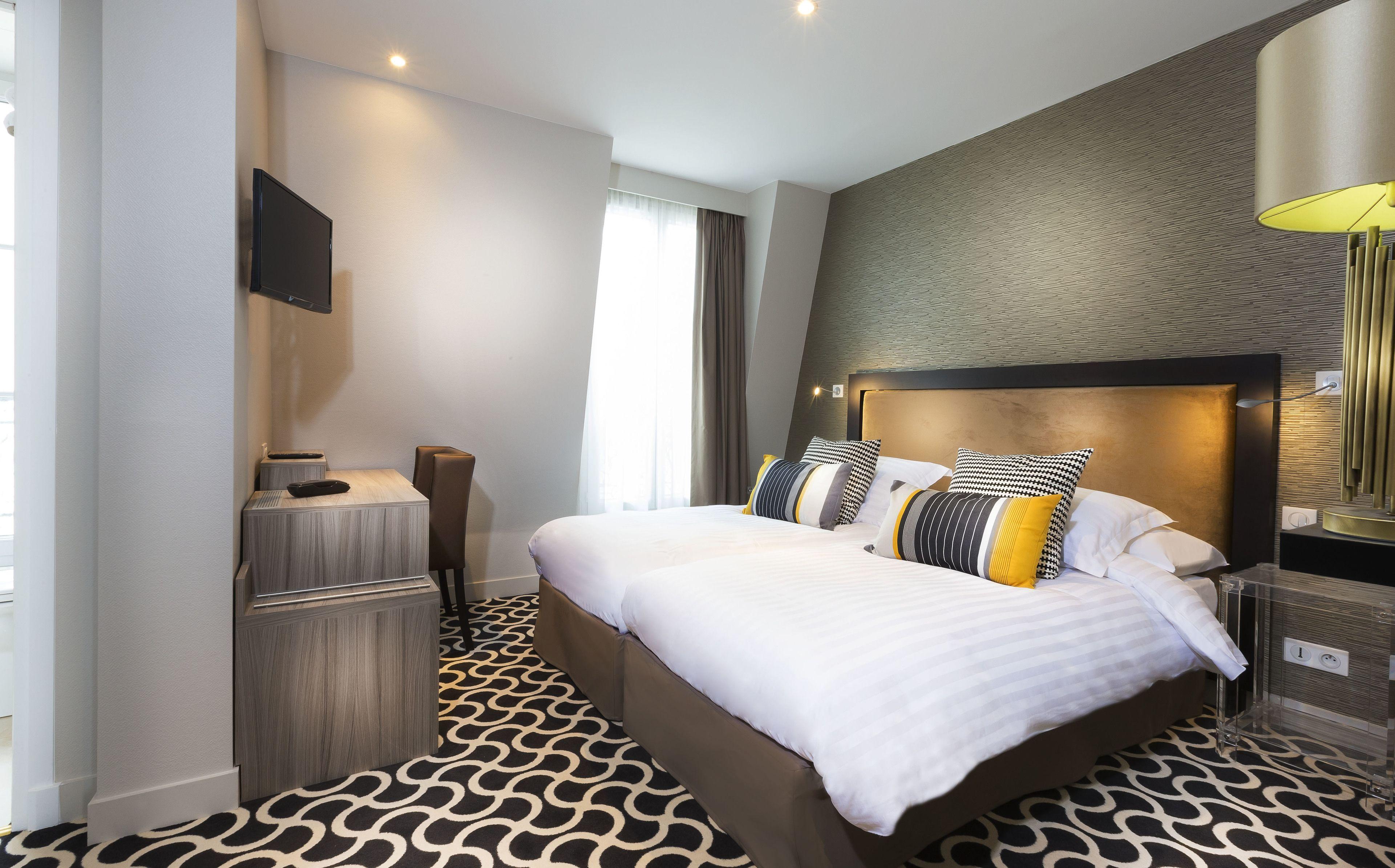 International Hotel 3*