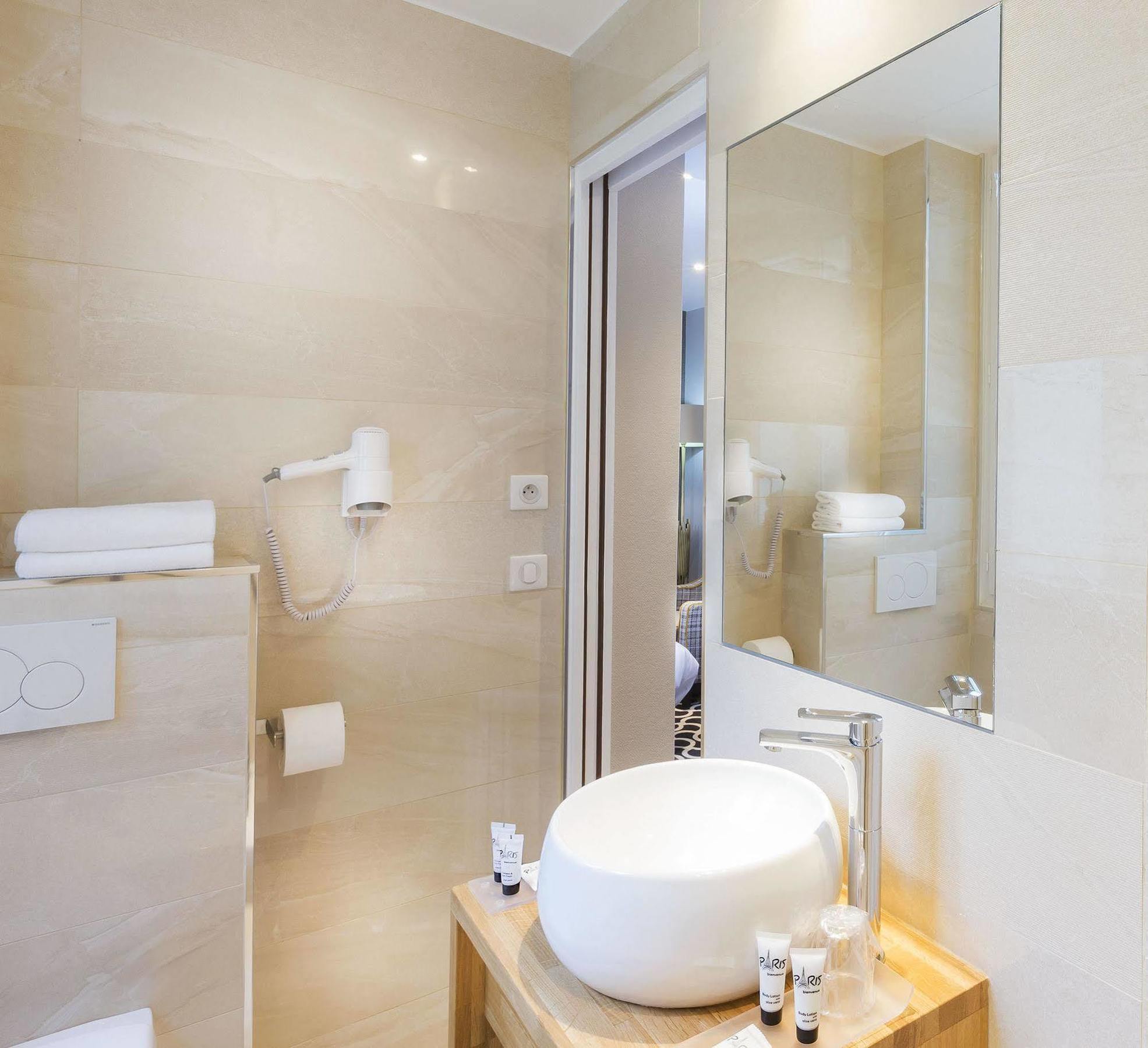 International 3* Parigi